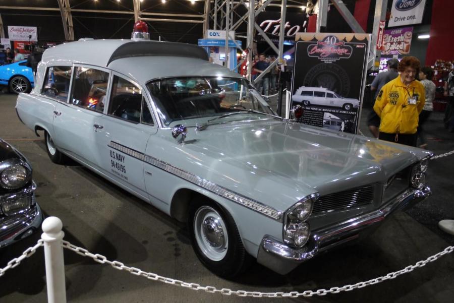  Pontiac Bonneville Ambulance 1963 года  (фото 11 из 22)